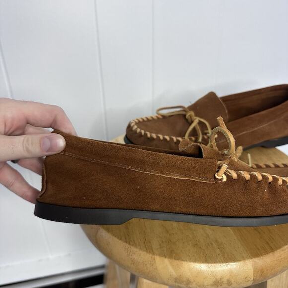 Minnetonka Suede Moccasins with Light Stitching - Picture 2 of 11